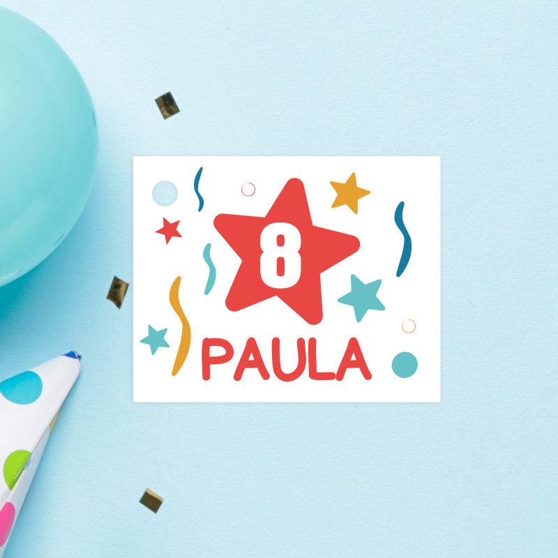 Etiqueta personalizada para cumpleaños con dibujos de confeti y estrellas