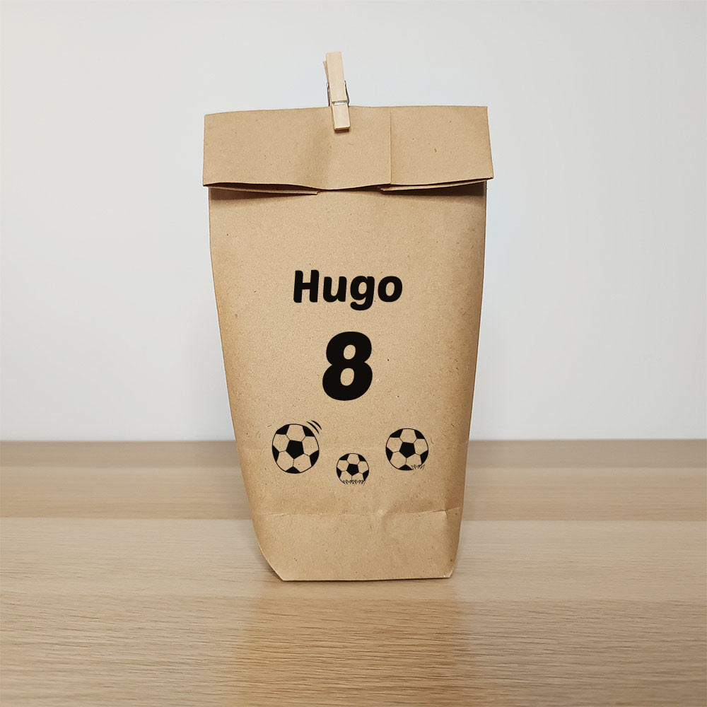 10 bolsas kraft con base cumpleaños FÚTBOL