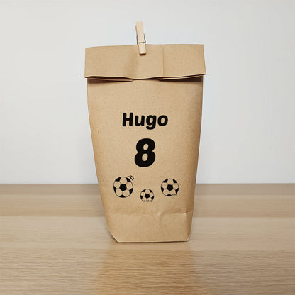 10 bolsas kraft con base cumpleaños FÚTBOL